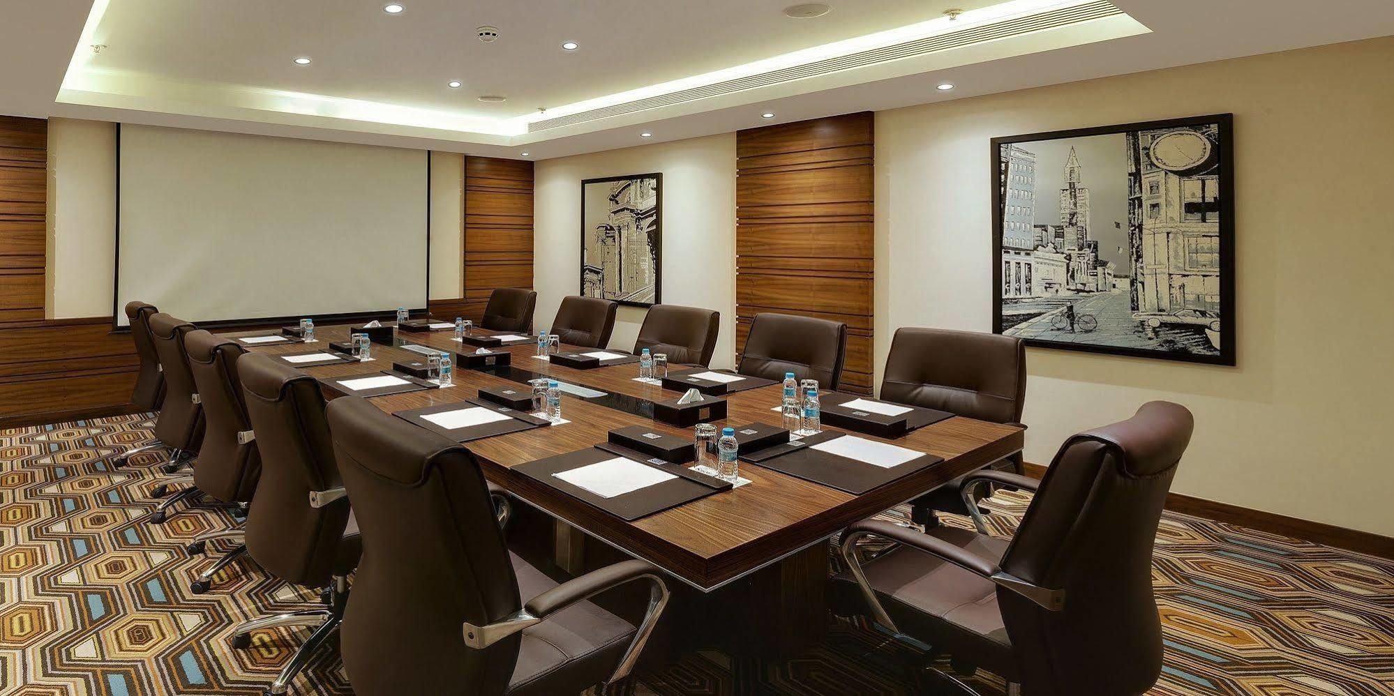 Sayaji Kolhapur Hotel Luaran gambar