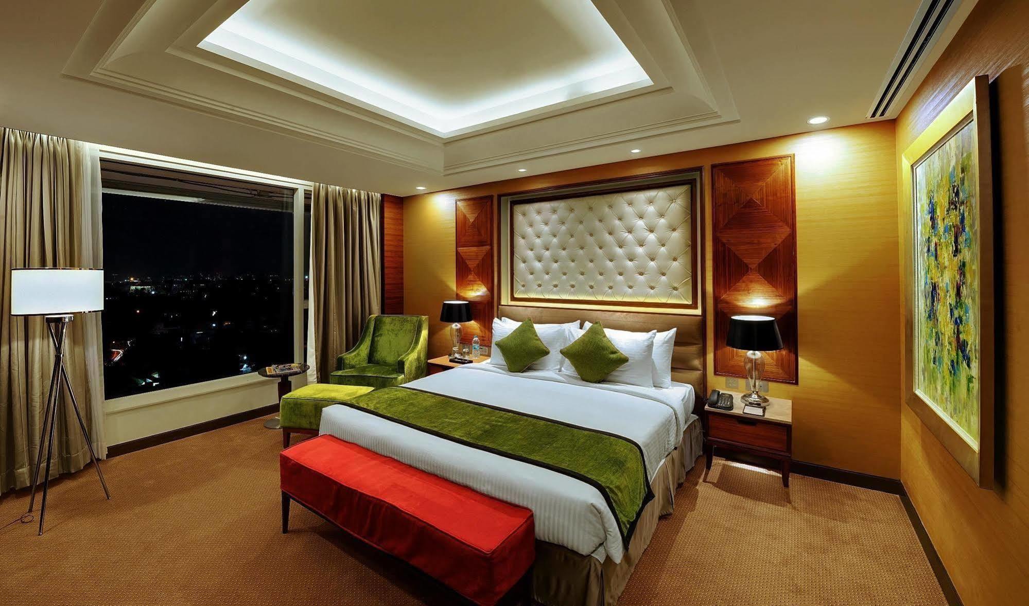 Sayaji Kolhapur Hotel Luaran gambar